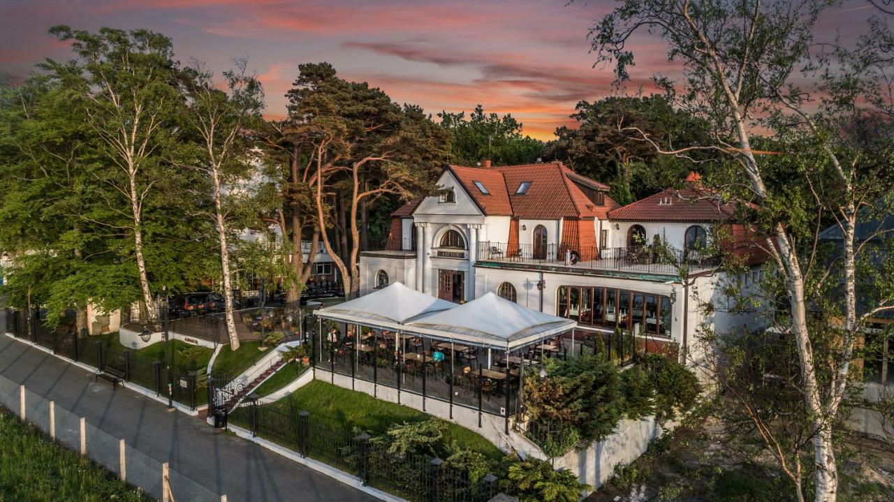 Willa Victor Jastrzębia Góra Exteriör bild
